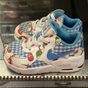 Girl toddler Nike shoes